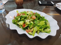 سلطة خضراء